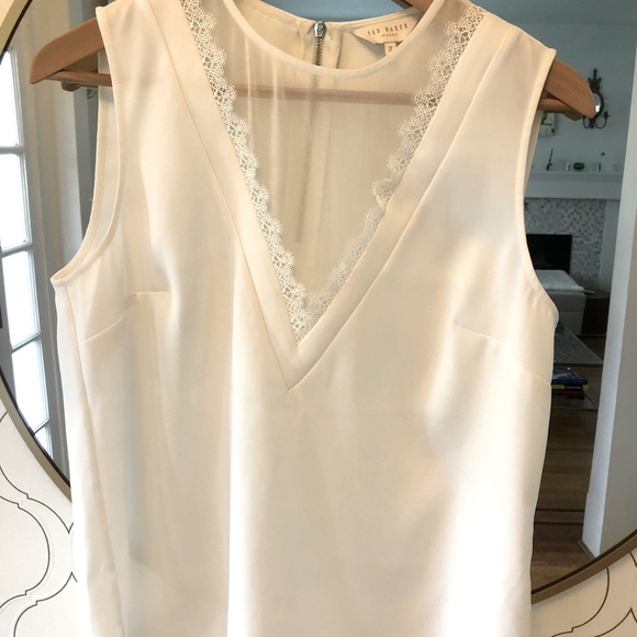 44. Ted Baker sleeveless blouse - Picture 1 of 4